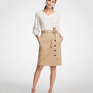 Ann Taylor Tan Khaki Cotton Sateen Pencil Skirt Button Detail & Belt Size 12